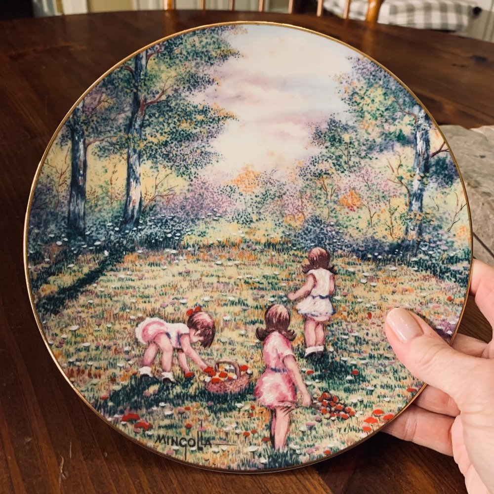 "Picking Flowers" Limited Edition Plate - Calhoune's Collectors Society